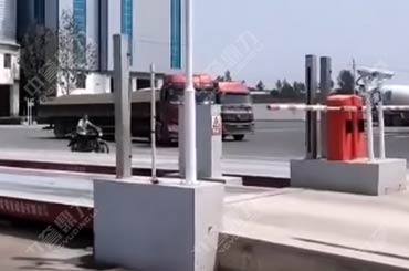 �Vɽɰʯ�S�o(w��)��ֵ�طQ��ϵ�y(t��ng)�F(xi��n)��(ch��ng)