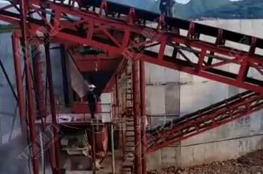 ����ʯ�ϏS(ch��ng)���a(ch��n)��(xi��n)ԇ�C(j��)�F(xi��n)��(ch��ng)