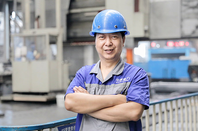 中譽(yù)鼎力設(shè)備保障部副部長(zhǎng)高永利