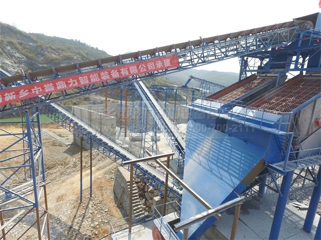 鼎力生產(chǎn)線現(xiàn)場