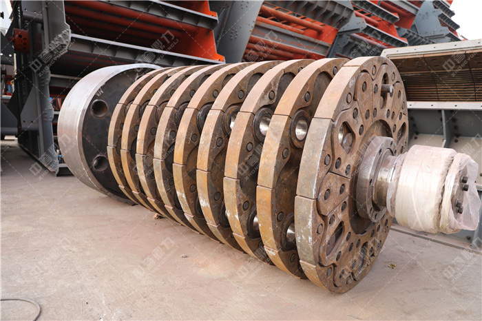 ����C���