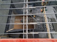 節(jié)能環(huán)保細(xì)碎機(jī)_細(xì)碎機(jī)規(guī)格_中譽(yù)鼎力節(jié)能細(xì)碎機(jī) /chuipo/5736.html