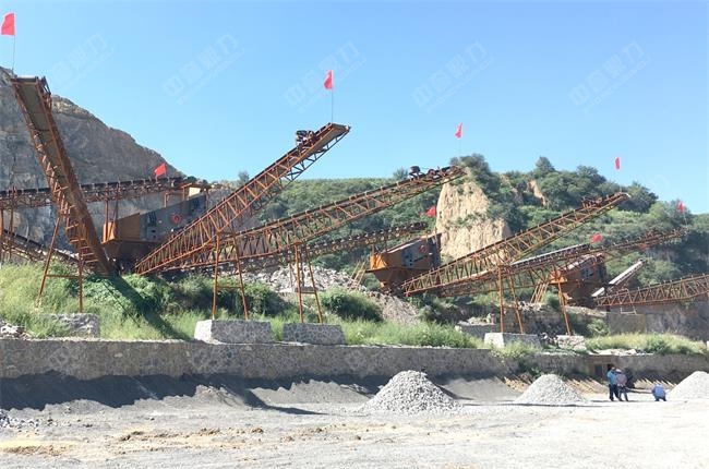 配圖:采石加工點(diǎn)