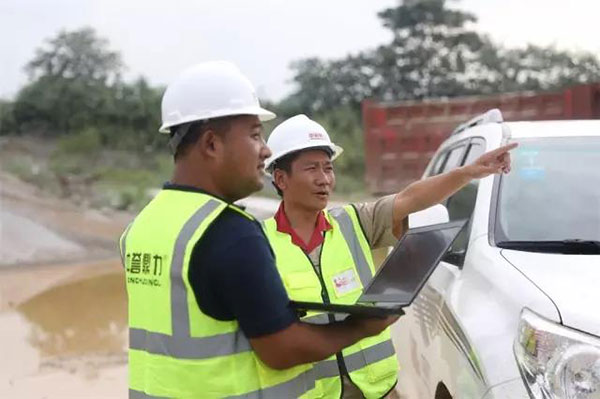 ����(w��)�N(xi��o)�۽�(j��ng)�����A܊�����b�ۺ󹤳̎��������ڽ�����ͨ