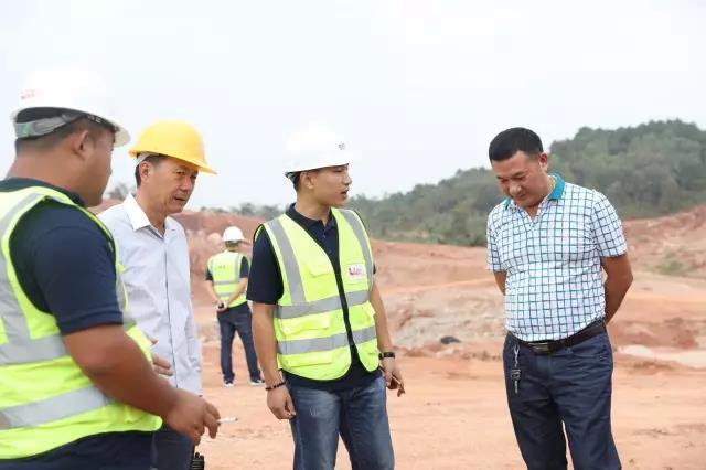 �ۺ���ՈF��c�㯟�X��ʯ�������F(xi��n)����ͨ