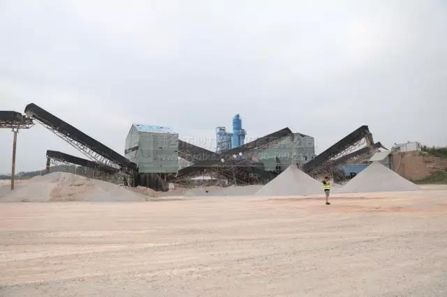 �ϻ��X��ʯ�������D