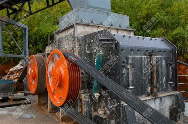 碎砂機使用現(xiàn)場