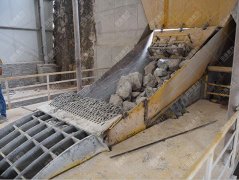 粗碎用的錘式破碎機(jī)進(jìn)料口和進(jìn)料粒度有多大? /chuipo/6229.html