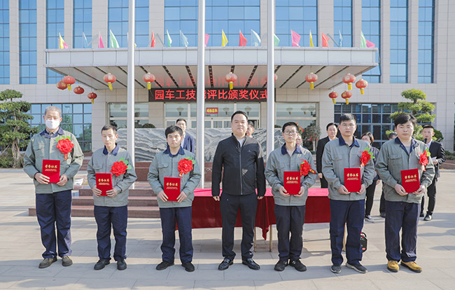 ��־�����(j��ng)����м�(j��)܇(ch��)���C��(ji��ng)����Ӱ