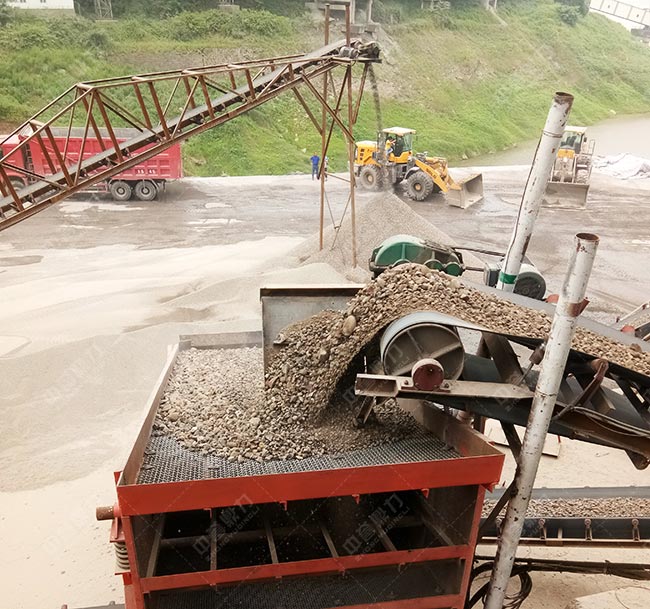 鵝卵石制沙生產(chǎn)線現(xiàn)場