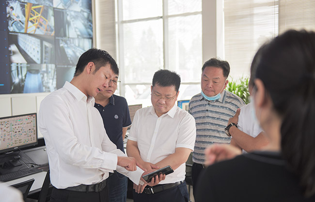 ���������L��B���u(y��)�����Vɽ�ܼ�APP